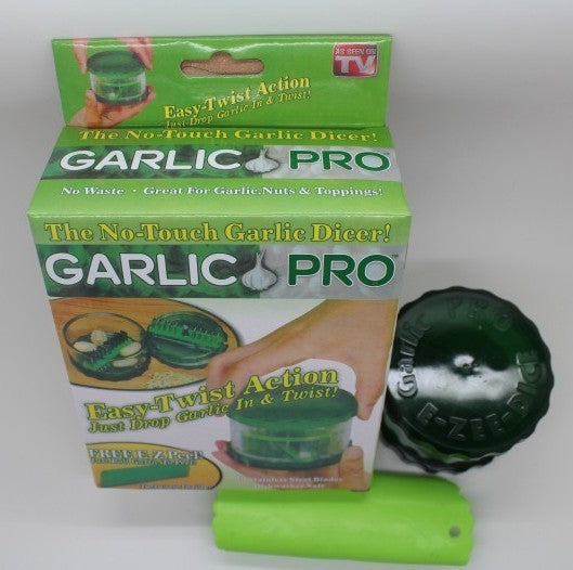 Load image into Gallery viewer, Kitchen gadgets garlic peeler
